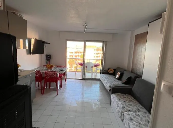 Apartment Bord De Fréjus